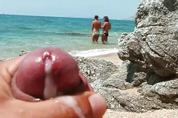Testvér hazi porno videok megbaszott unokatestvérét egy gyönyörű szamár pózban rák.