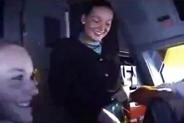 Anya, nem mondod el apának, hogy te meg én szexfim dugtunk?.