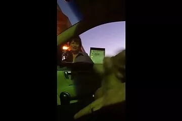 Busty tejes porno film anya baszik fia és lánya, miközben a férj dolgozik.